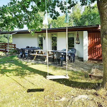 Three-bedroom Holiday In 3 度假居 *