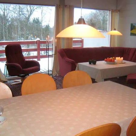 Three-bedroom Holiday In 3 度假居 *